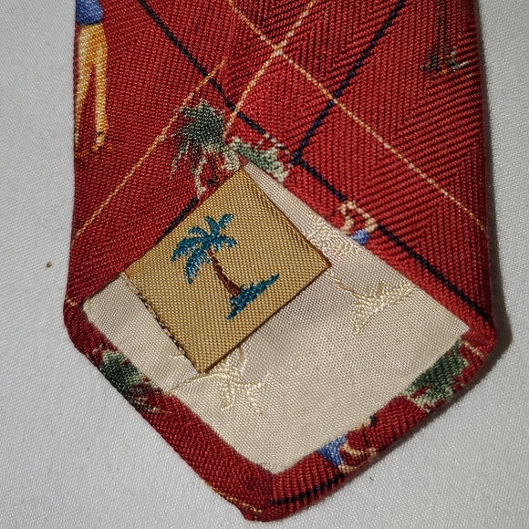 Tommy Bahama 100% Silk Neck Tie - Golf Pattern - Picture 5 of 6
